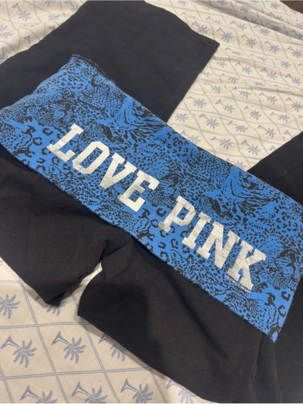 Vtg 2010s Victoria’s Secret PINK Foldover Yoga Capri Pants Blue Leopard Cheetah